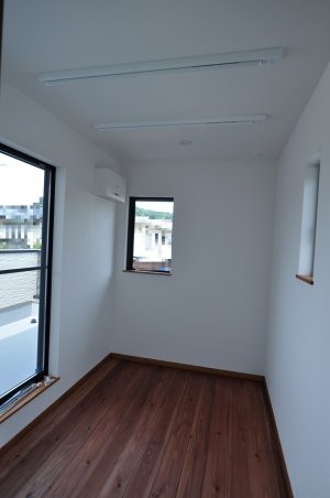 2階に洗濯室内干し空間を設置