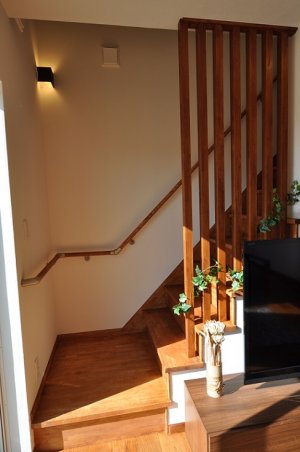 木格子のある階段室