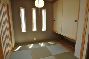 リビングに併設した4.5畳の和室