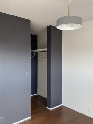 寝室のウォークインクローゼット