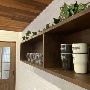 背面収納上造作棚