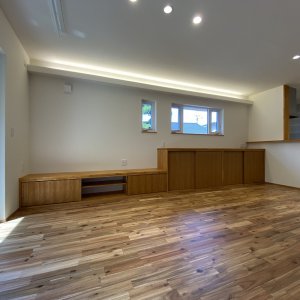 造作のTVラック・キャビネット