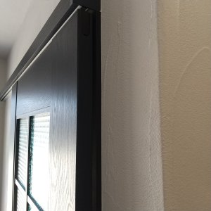 調湿性のある塗り壁（グラフェンストーン）