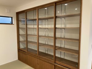 可動式の棚でスッキリ収納