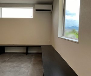 自由な使い方のできるベンチカウンター