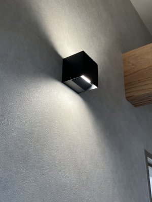 キューブな照明