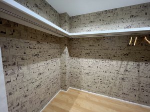 お出かけクローク（衣類収納スペース）