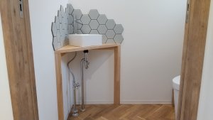 空間を活かしたトイレ手洗い