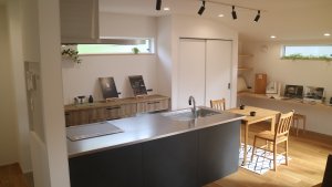 収納！スタディーカウンター！
