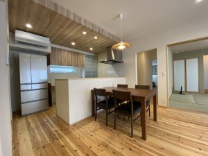 人気の木目下がり天井