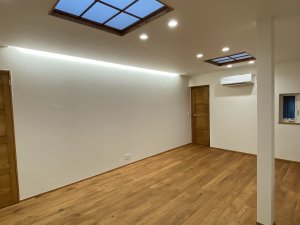 トップライトで明るい印象に