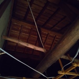 大きな小屋裏空間が現れました。